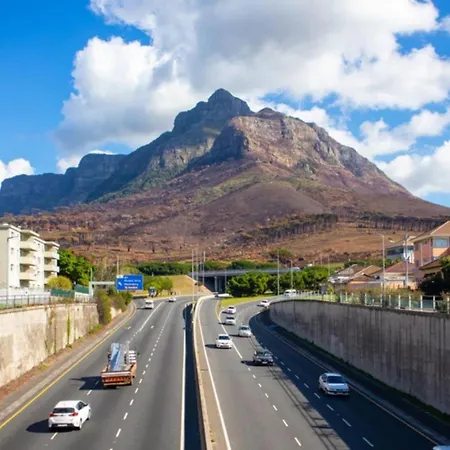 Obs Centre Twin Peaks Apartment Cape Town Exterior photo
